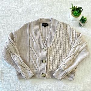 Ladies Juniors Crop Top Two Tone Truth by Republic Sweater size Medium